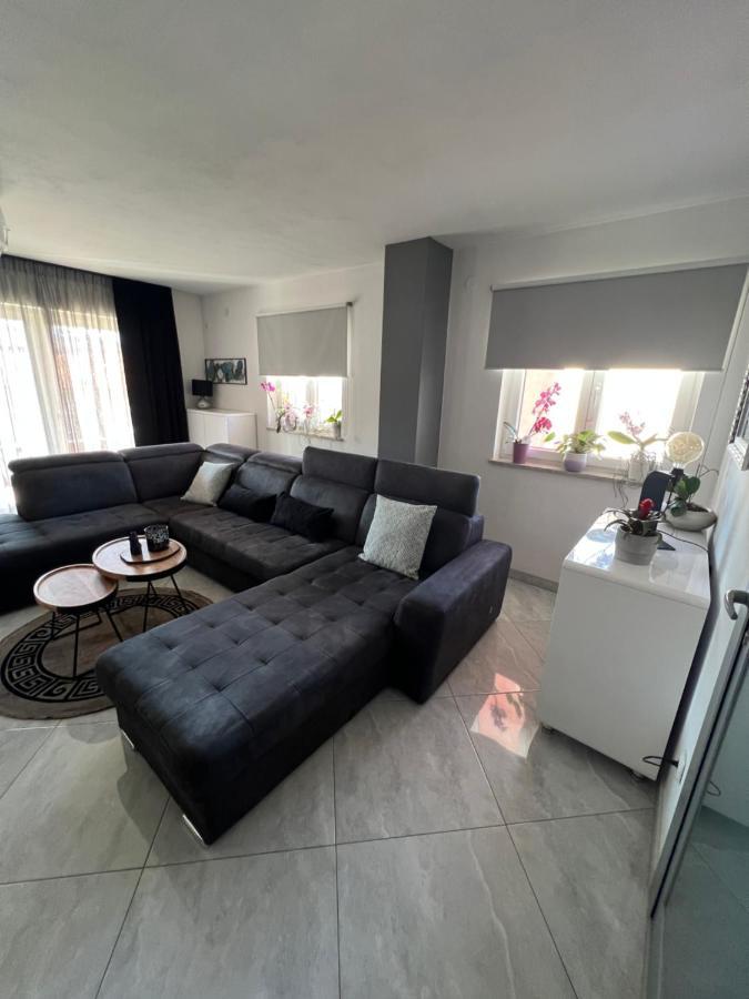 Apartments Cosic Klenovica Kültér fotó